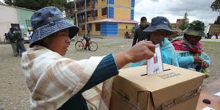 Promover el voto nulo está permitido, pero quemar ánforas es delito electoral