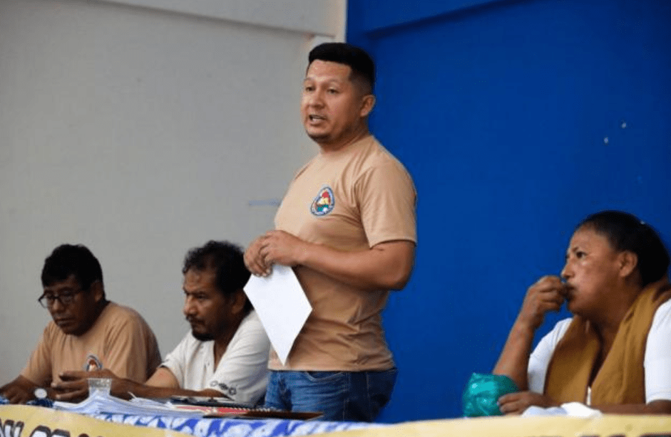 Evistas amenazan con tomar aeropuertos para evitar fuga de&nbsp;autoridades