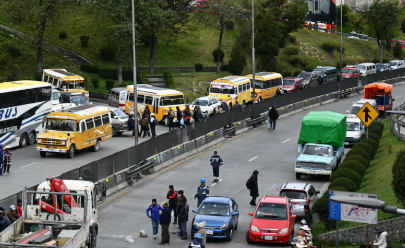 Choferes y Gobierno buscan destrabar el conflicto en&nbsp;Bolivia